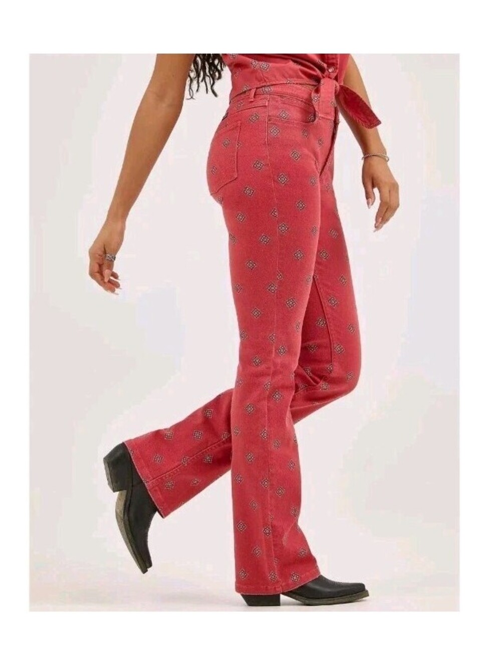 NWT Wrangler Women's High Rise Bold Boot Jean Diamond Bay Red 6/28X32 Festival